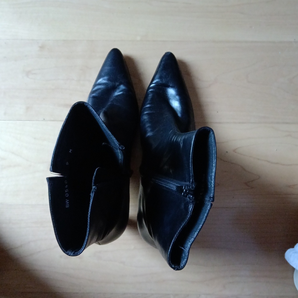 Stewart Weitzman Black Ankle Boots